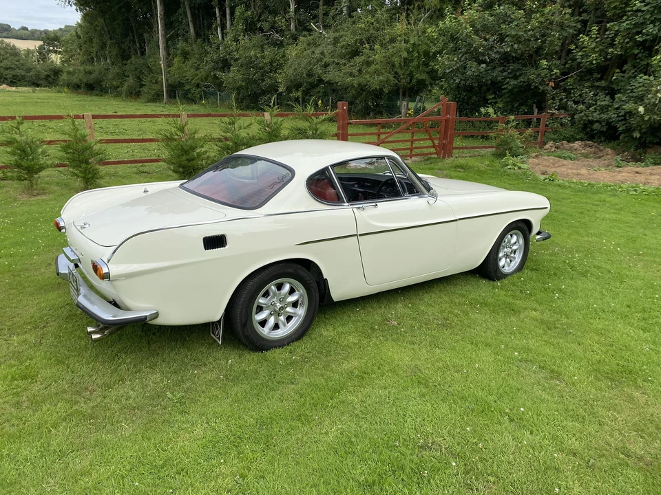 1970 Volvo 1800E - Image 9 of 31