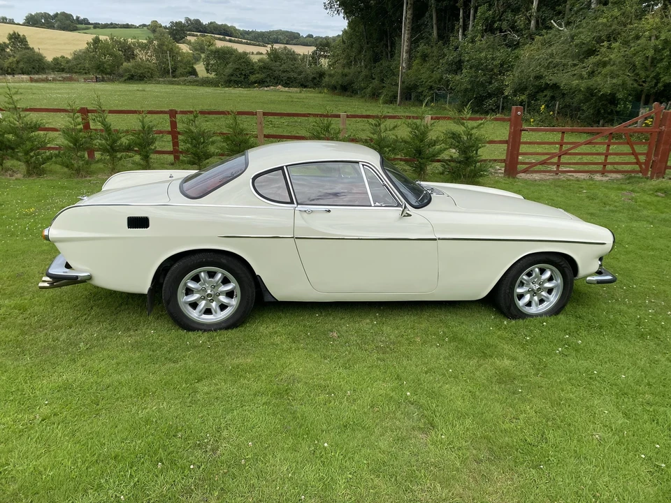 1970 Volvo 1800E - Image 10 of 31