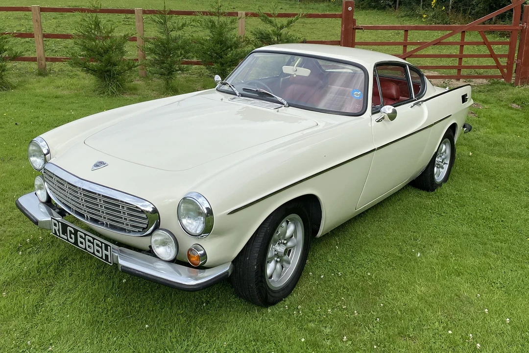 1970 Volvo 1800E - Image 13 of 31