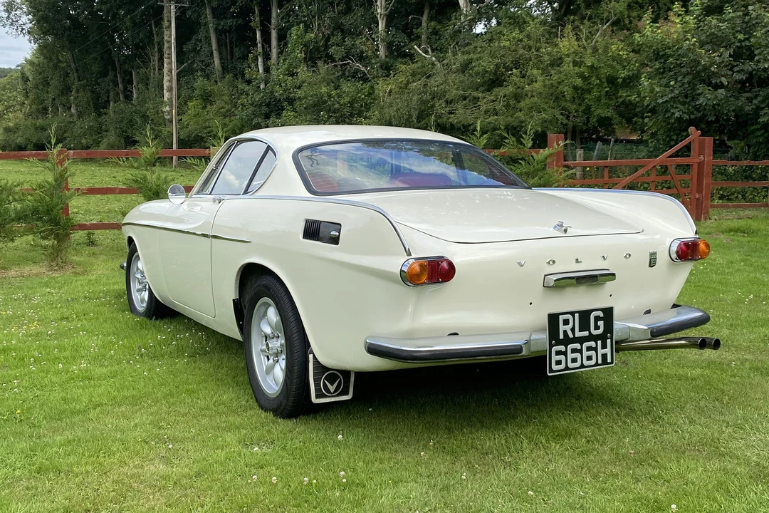 1970 Volvo 1800E - Image 24 of 31