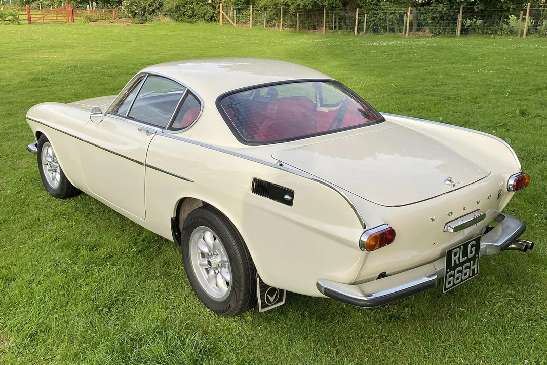 1970 Volvo 1800E - Image 27 of 31