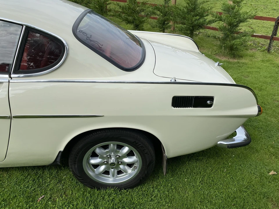 1970 Volvo 1800E - Image 29 of 31