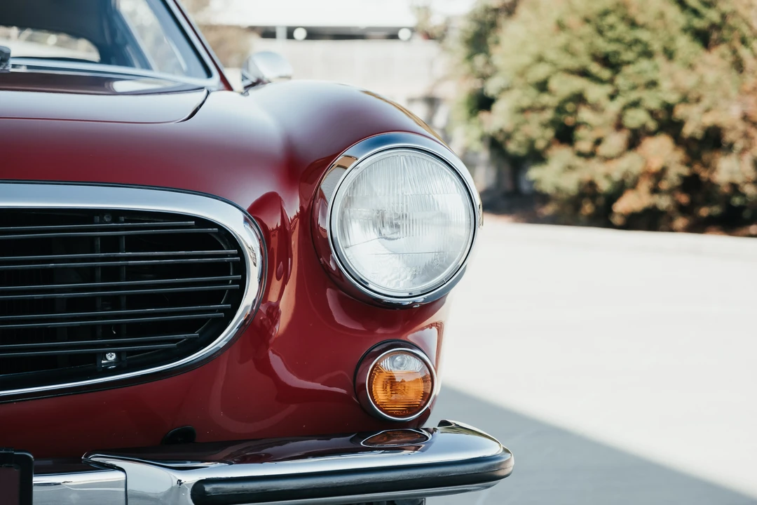 1970 Volvo 1800E - Image 13 of 31