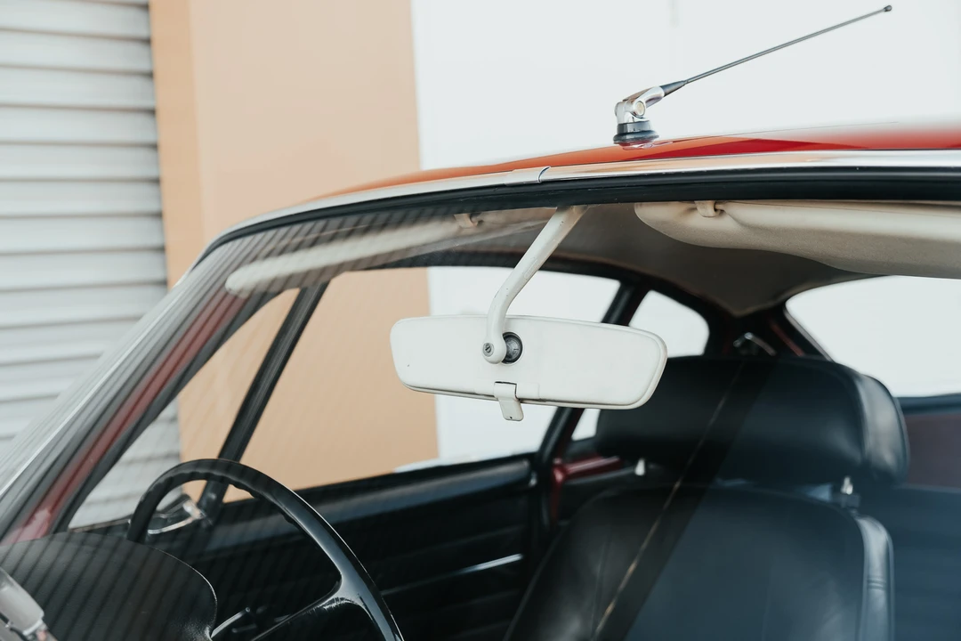 1970 Volvo 1800E - Image 21 of 31