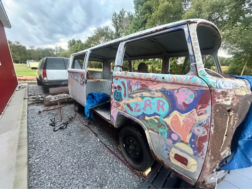 1970 Volkswagen Bay-Window Bus - Image 8 of 10