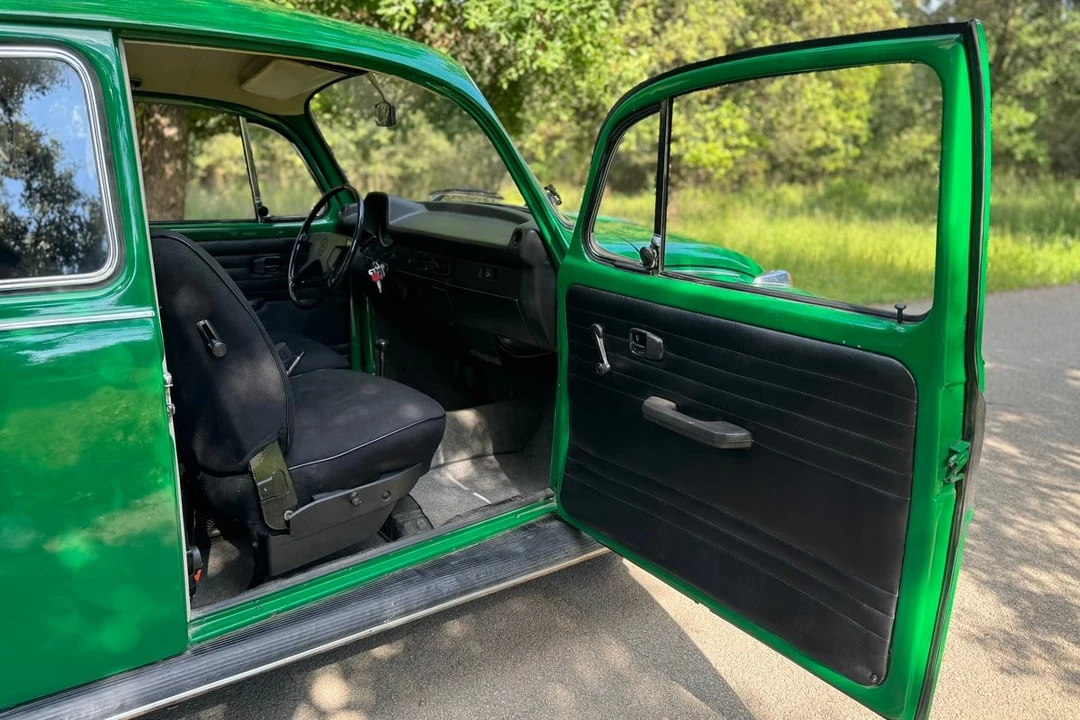 1970 Volkswagen Super Beetle - Image 17 of 29