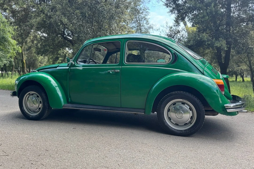 1970 Volkswagen Super Beetle - Image 8 of 29
