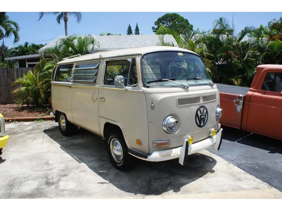 1970 Volkswagen Bay-Window Bus - Image 24 of 24