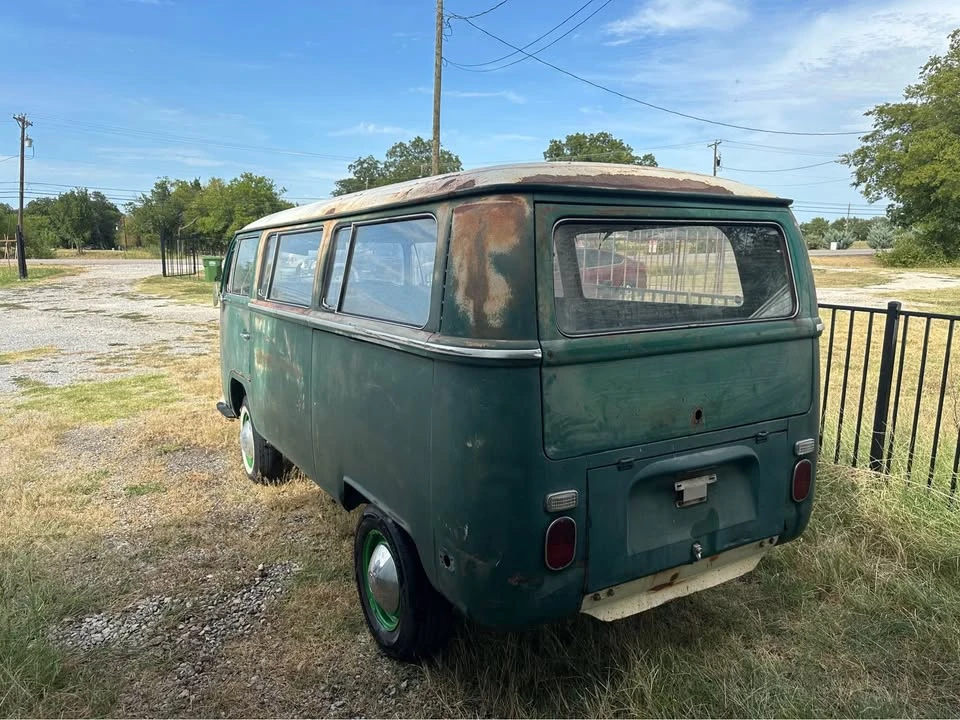 1970 Volkswagen Bay-Window Bus - Image 5 of 20