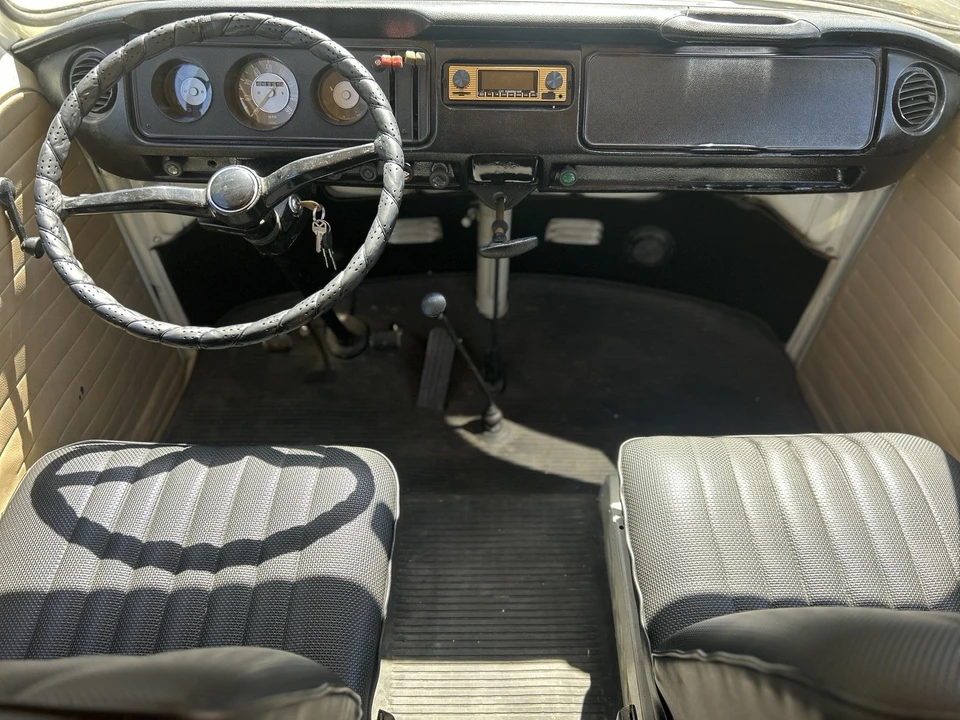 1970 Volkswagen Type 2 - Image 13 of 24