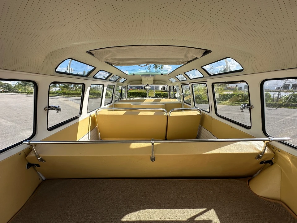 1970 Volkswagen Bay-Window Bus - Image 15 of 21