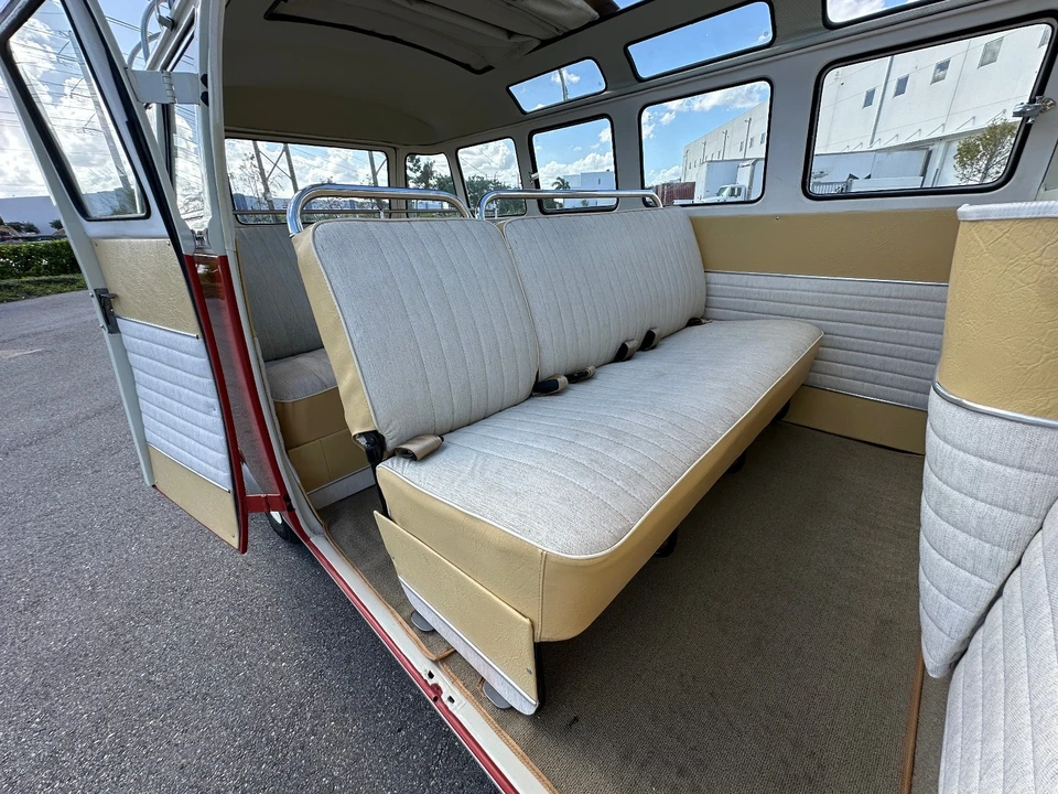 1970 Volkswagen Bay-Window Bus - Image 11 of 21