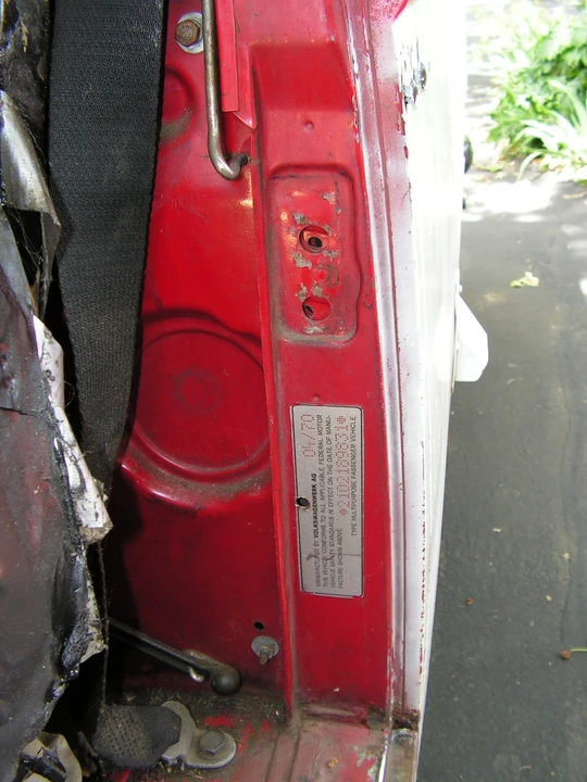 1970 Volkswagen Bay-Window Bus - Image 14 of 20