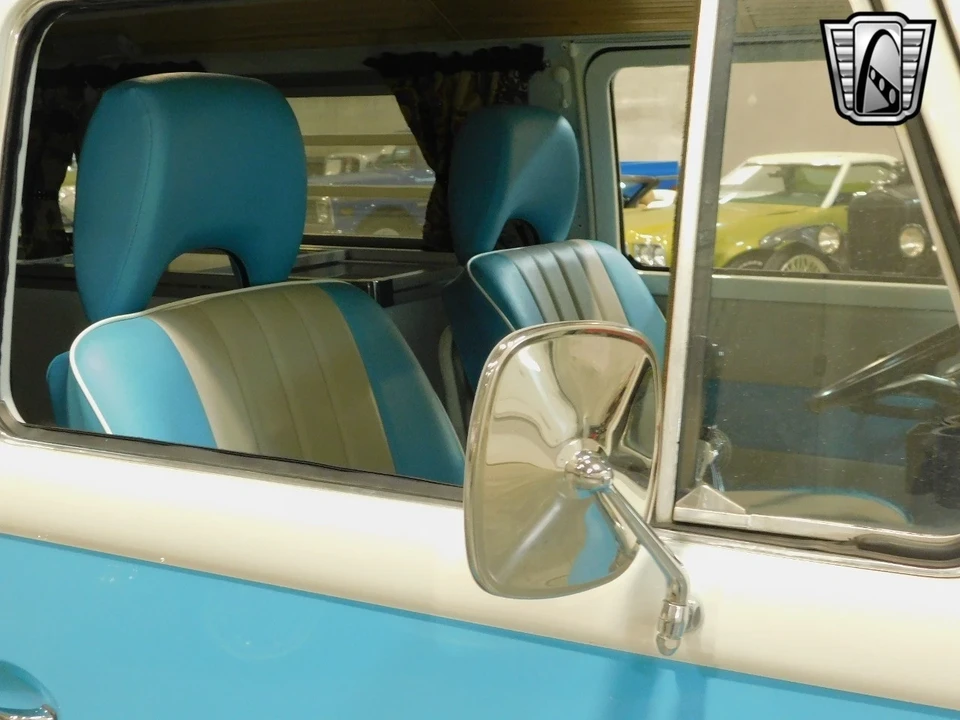 1970 Volkswagen Bay-Window Camper - Image 13 of 21
