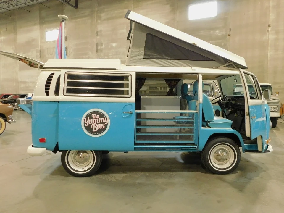 1970 Volkswagen Bay-Window Camper - Image 17 of 21