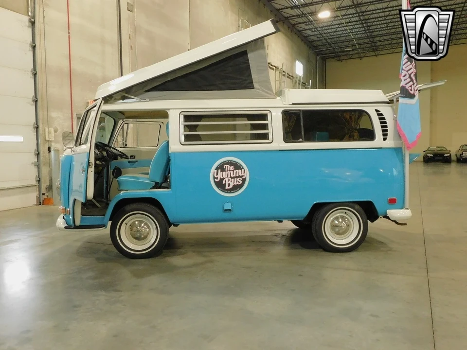 1970 Volkswagen Bay-Window Camper - Image 15 of 21