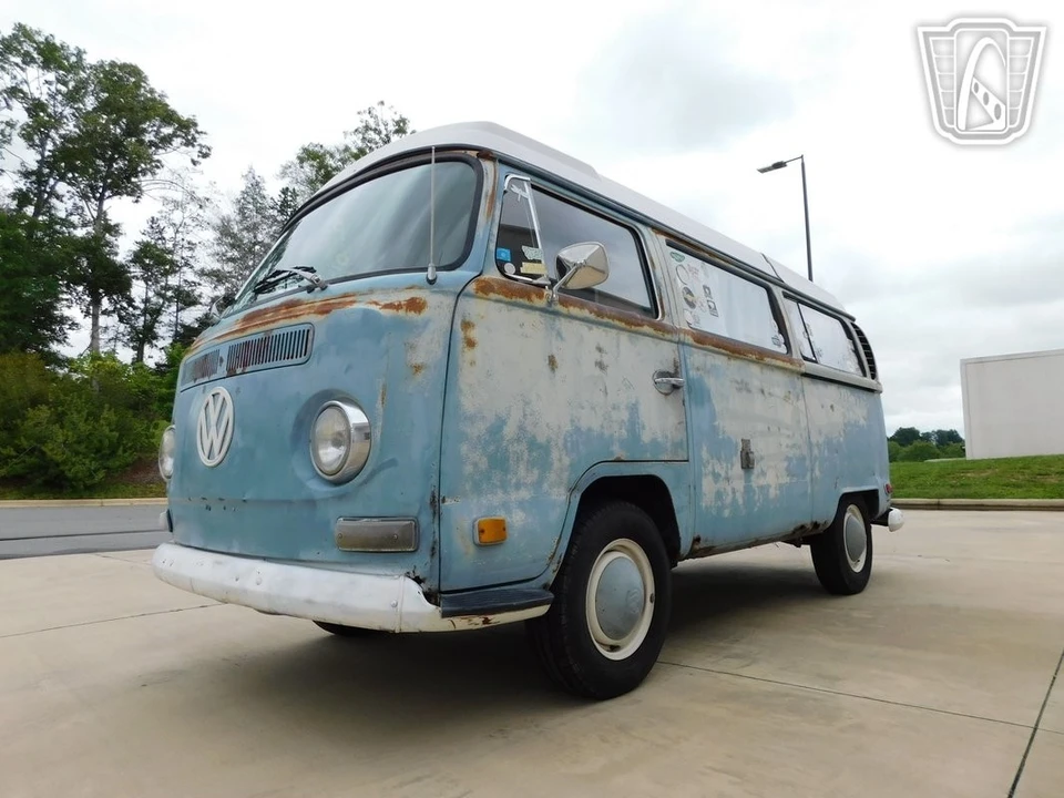 1970 Volkswagen Bay-Window Camper - Image 8 of 12