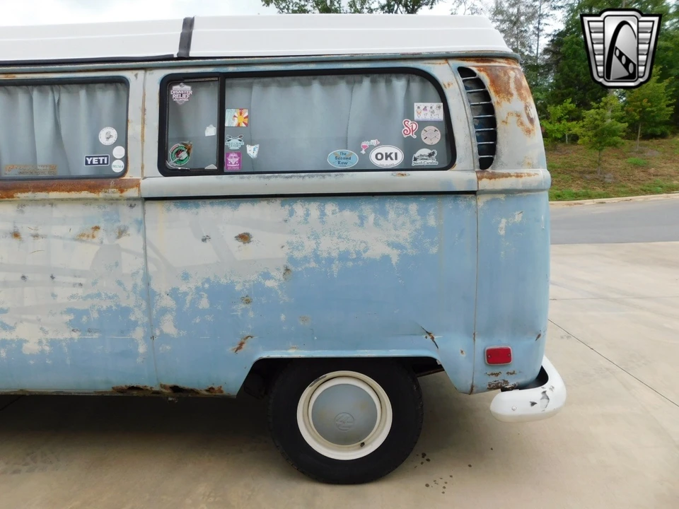 1970 Volkswagen Bay-Window Camper - Image 8 of 12