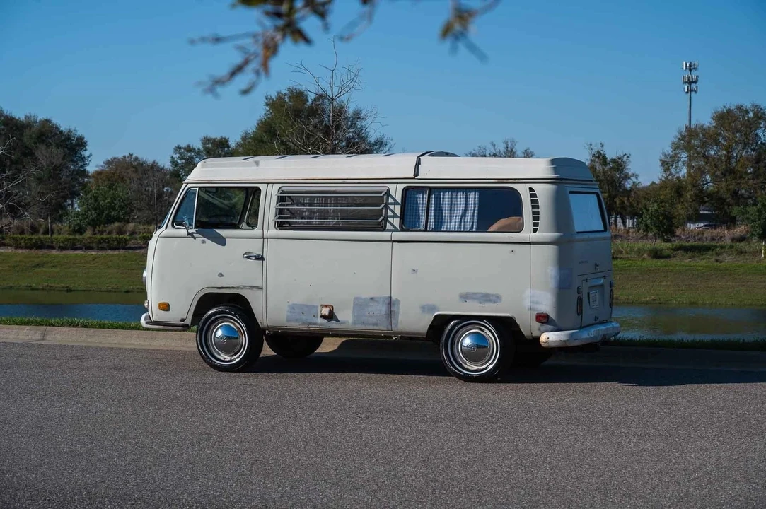 1970 Volkswagen Bay-Window Camper - Image 18 of 21