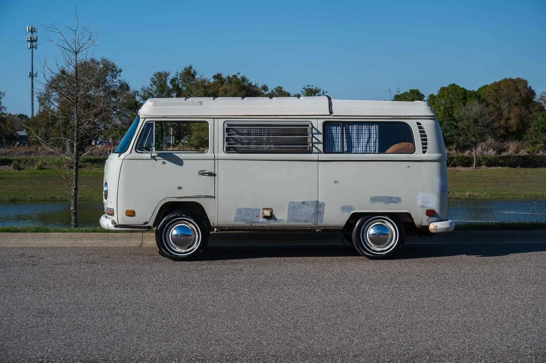 1970 Volkswagen Bay-Window Camper - Image 17 of 21