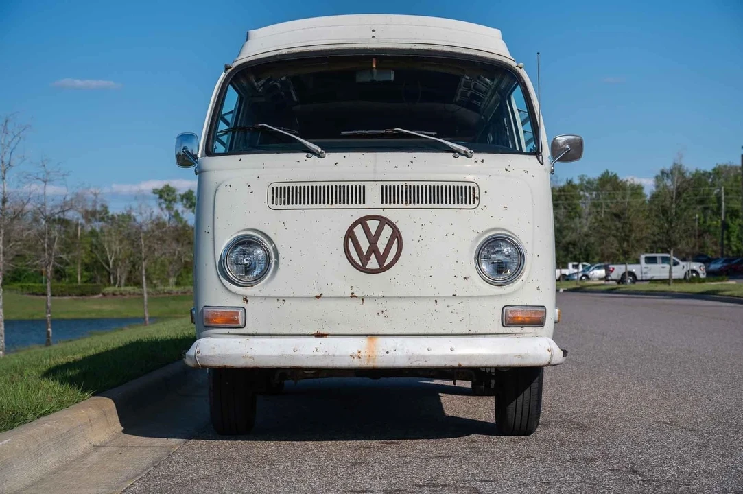 1970 Volkswagen Bay-Window Camper - Image 10 of 21