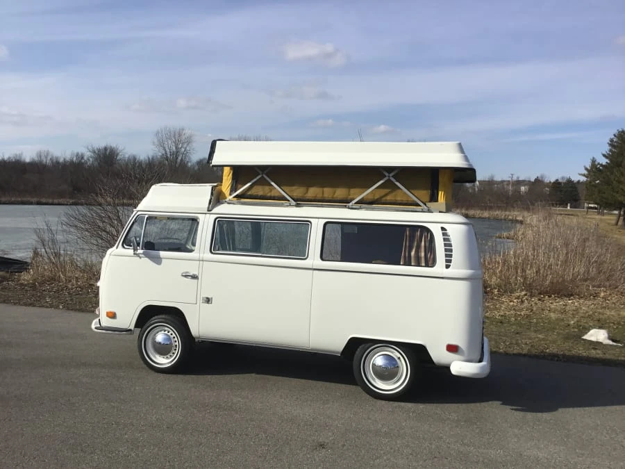 1970 Volkswagen Bay-Window Camper - Image 3 of 10
