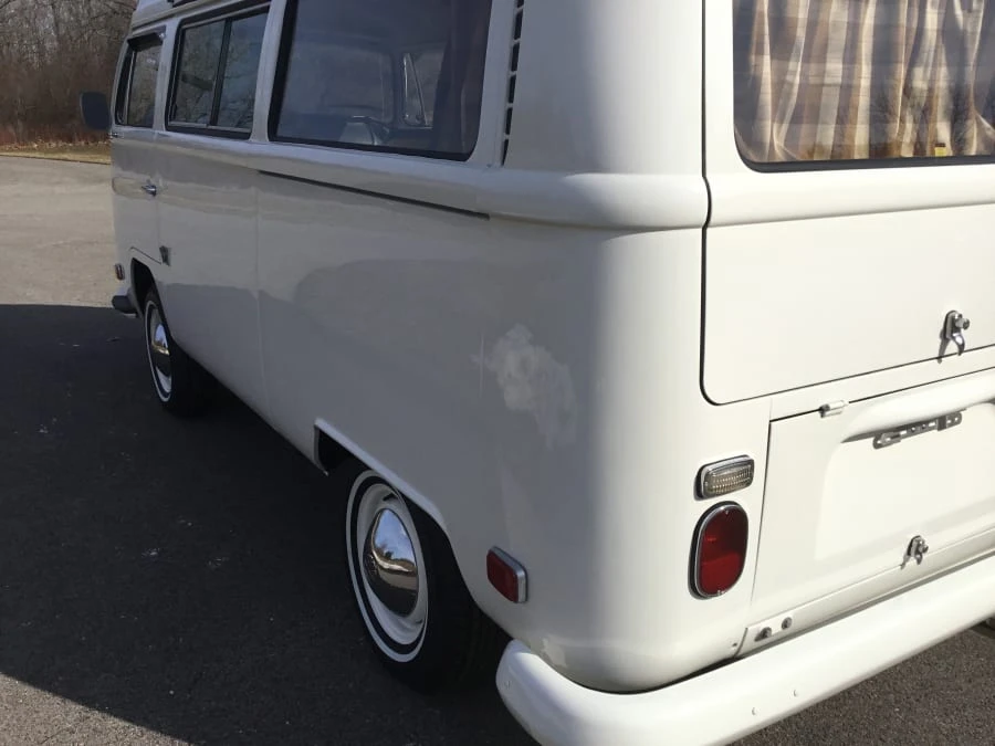 1970 Volkswagen Bay-Window Camper - Image 9 of 10