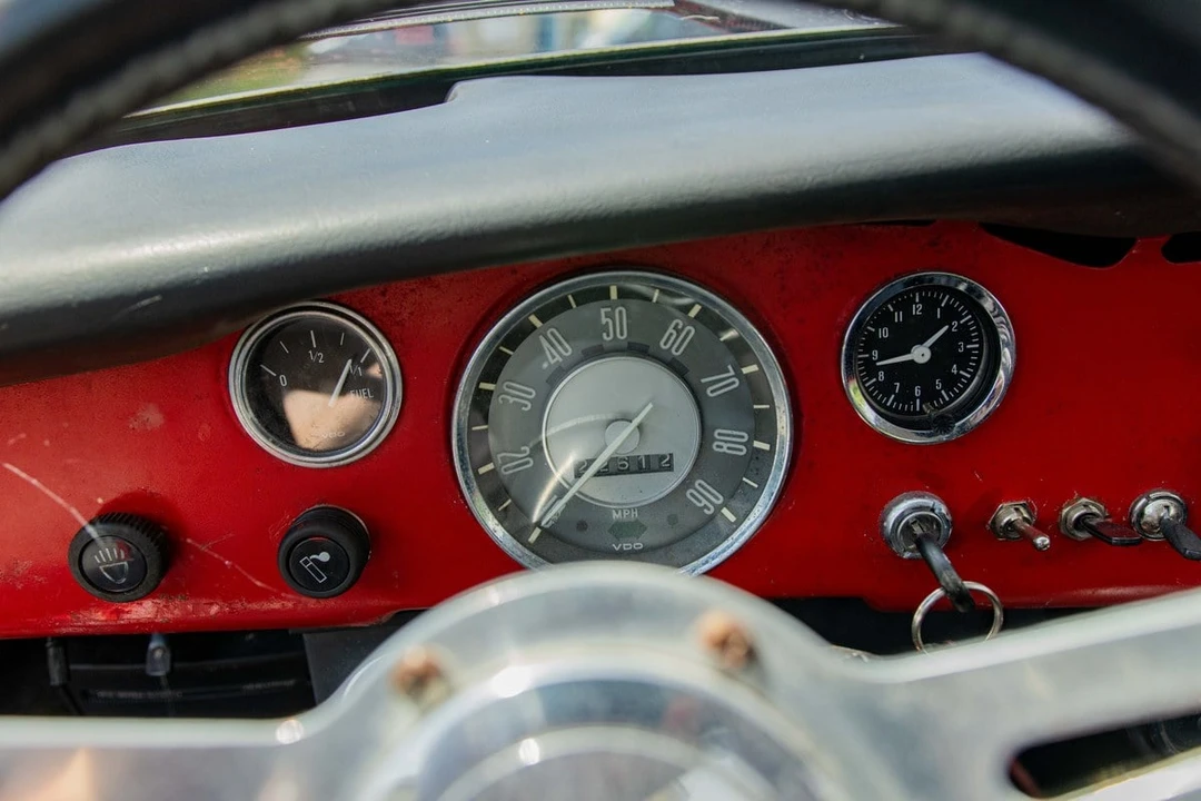 1970 Volkswagen Karmann Ghia Type 14 - Image 8 of 30