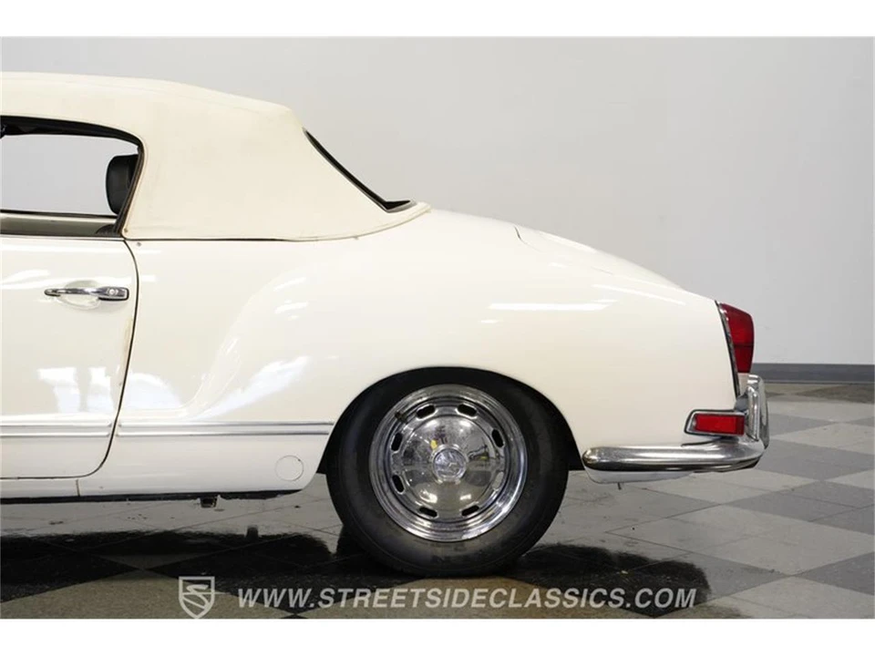 1970 Volkswagen Karmann Ghia Type 14 - Image 23 of 31