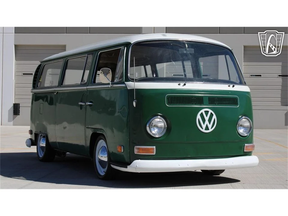 1970 Volkswagen Bay-Window Bus - Image 6 of 31