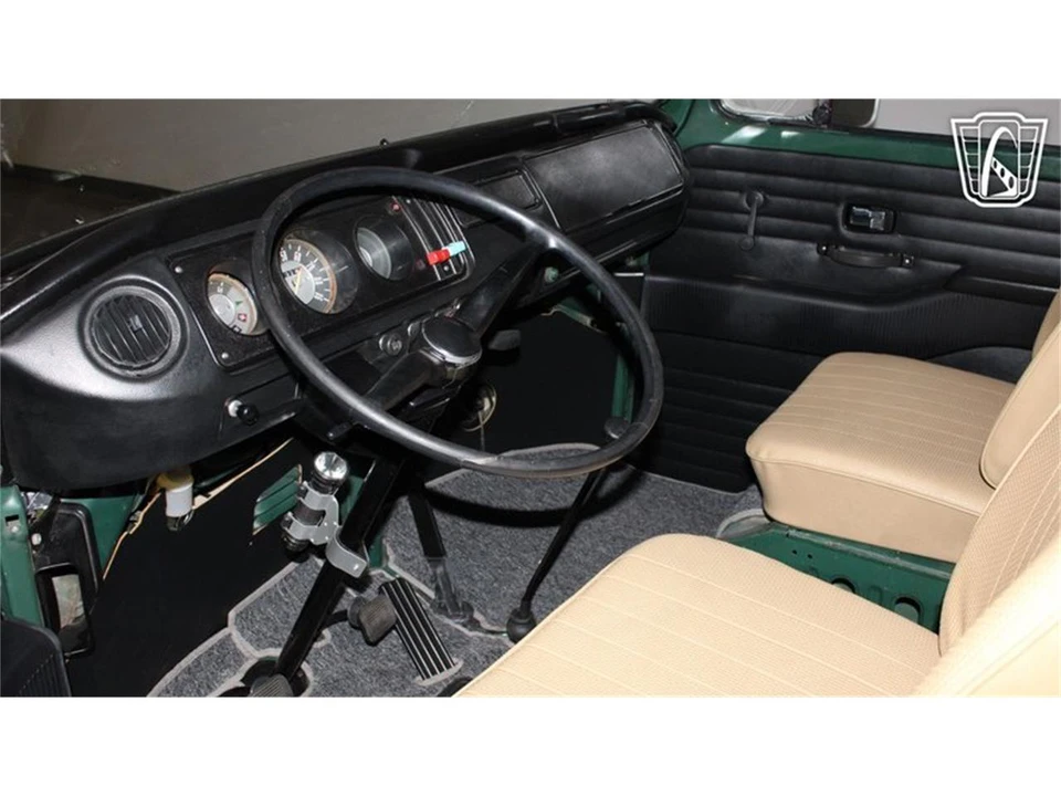 1970 Volkswagen Bay-Window Bus - Image 8 of 31