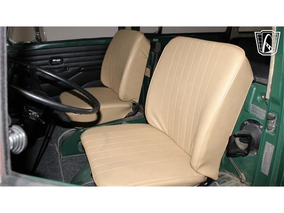 1970 Volkswagen Bay-Window Bus - Image 9 of 31