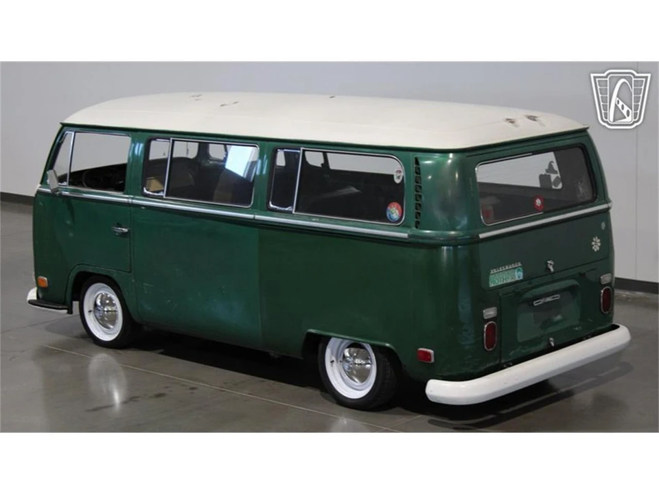 1970 Volkswagen Bay-Window Bus - Image 20 of 31