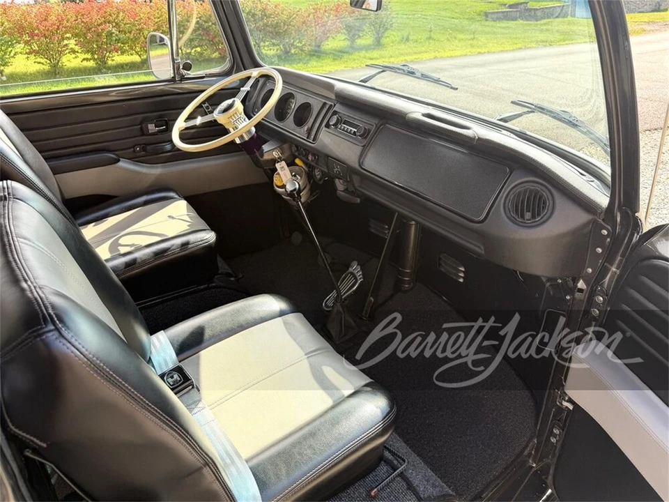1970 Volkswagen Karmann Ghia Type 14 - Image 4 of 5