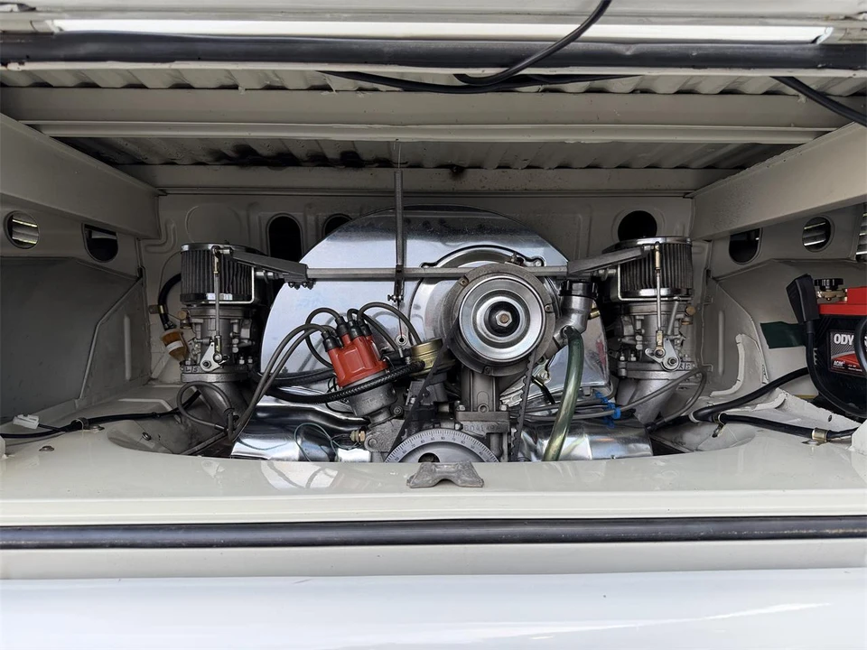1970 Volkswagen Type 2 - Image 16 of 20