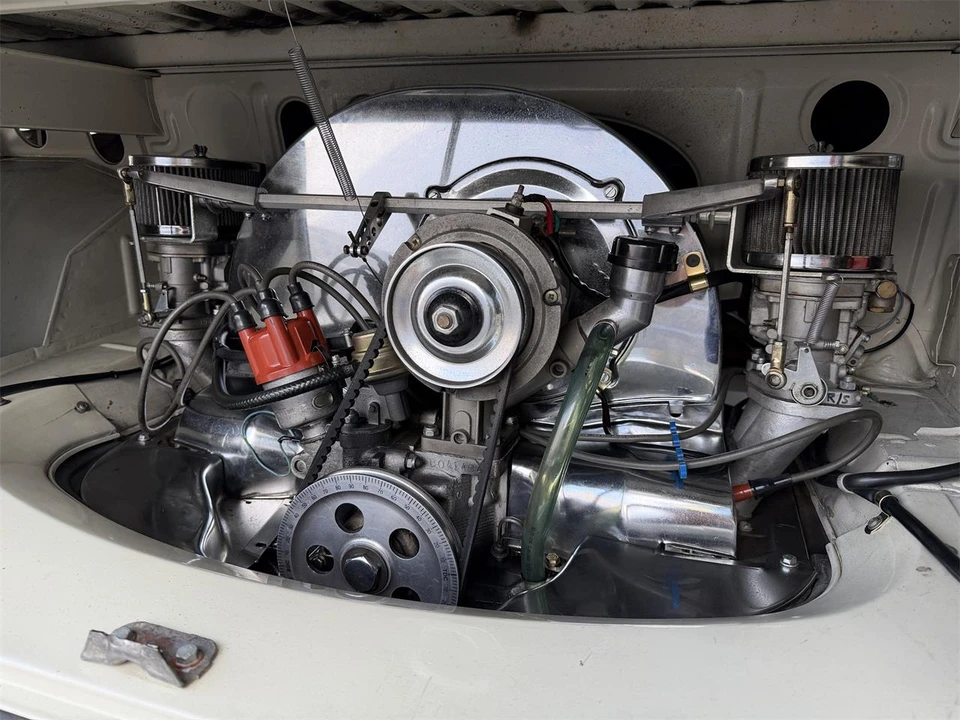 1970 Volkswagen Type 2 - Image 15 of 20