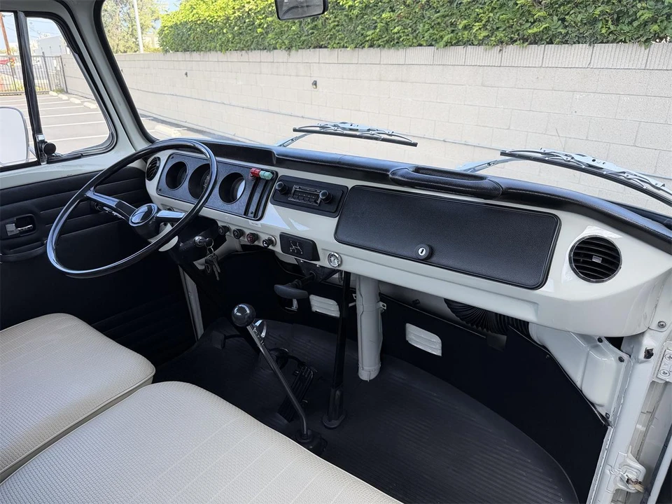 1970 Volkswagen Type 2 - Image 12 of 20