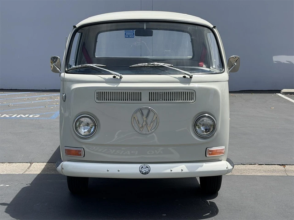 1970 Volkswagen Type 2 - Image 5 of 20
