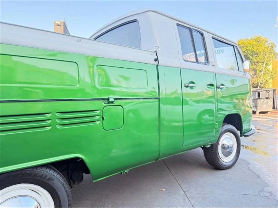 1970 Volkswagen Type 2 - Image 4 of 12