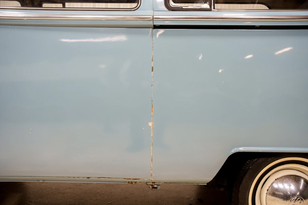 1970 Volkswagen Bay-Window Bus - Image 9 of 31