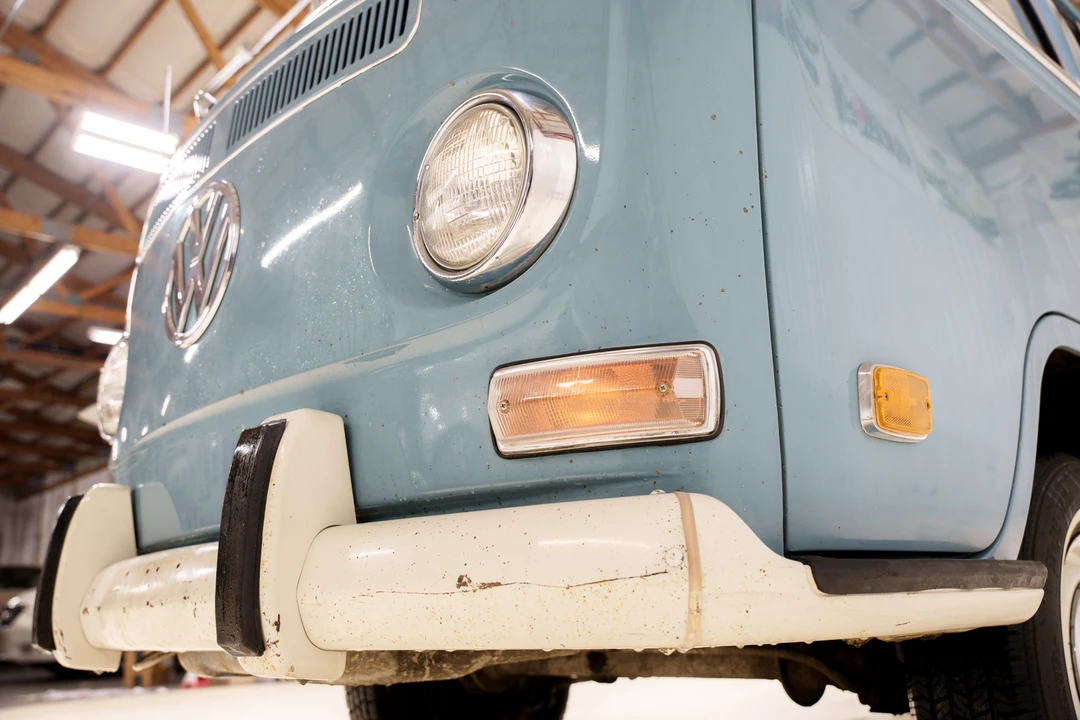 1970 Volkswagen Bay-Window Bus - Image 22 of 31