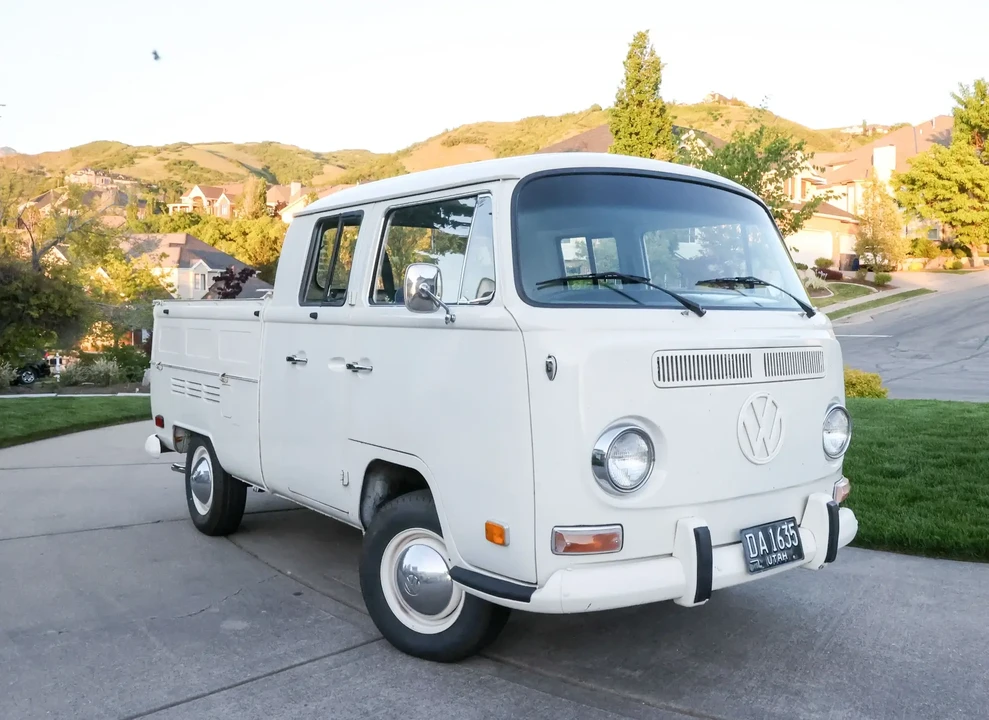 1970 Volkswagen Bay-Window Pickup - Image 1 of 6