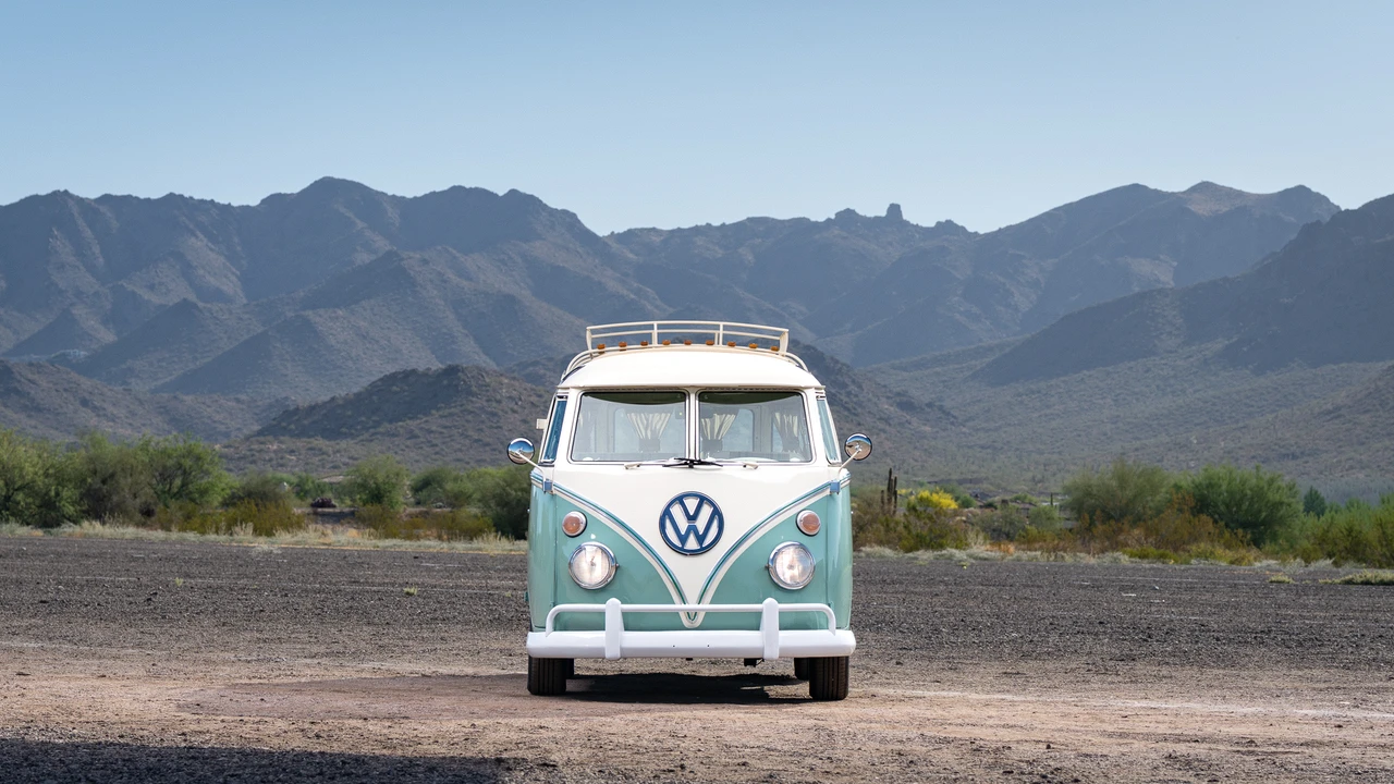 1970 Volkswagen Split-Window Bus - Image 9 of 31