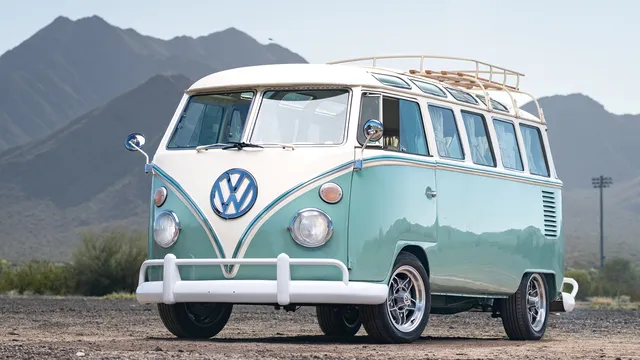 1970 Volkswagen Split-Window Bus - Image 3 of 31