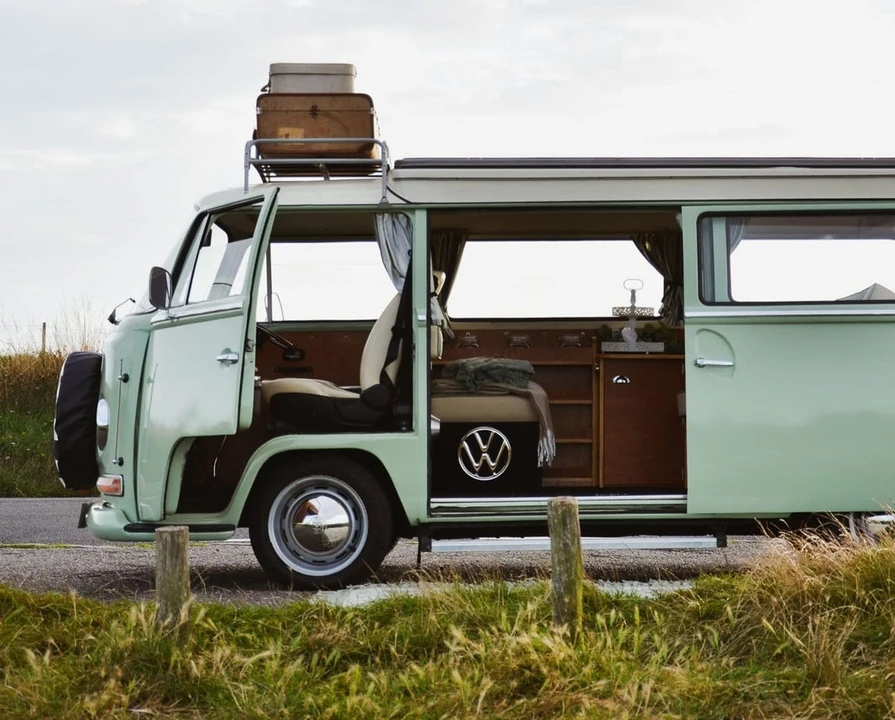 1970 Volkswagen Bay-Window Camper - Image 8 of 18