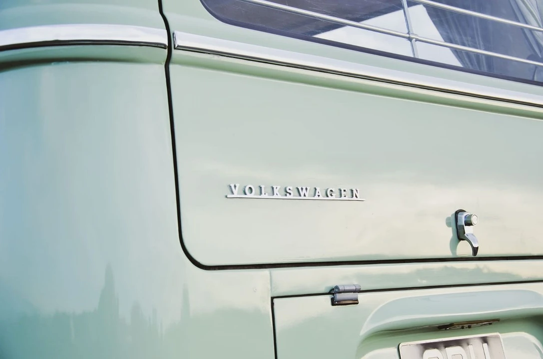 1970 Volkswagen Bay-Window Camper - Image 13 of 18
