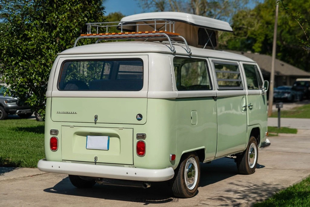 1970 Volkswagen Bay-Window Camper - Image 8 of 12
