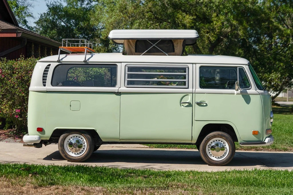 1970 Volkswagen Bay-Window Camper - Image 9 of 12