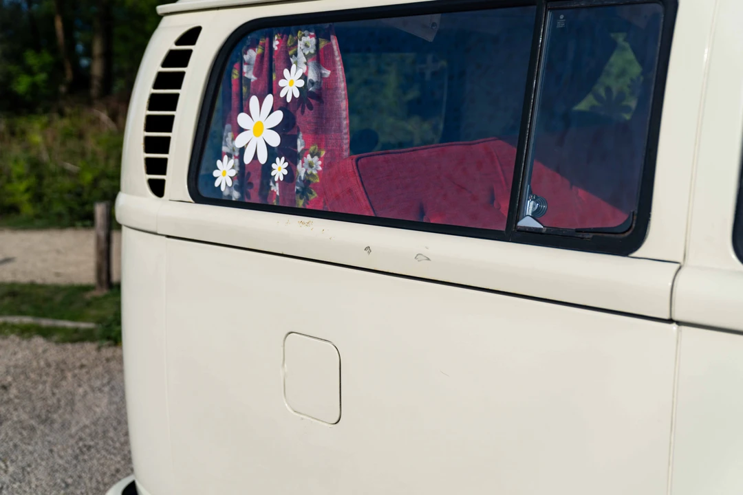 1969 Volkswagen Bay-Window Camper - Image 11 of 31