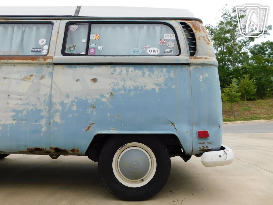 1970 Volkswagen Bay-Window Camper - Image 16 of 21